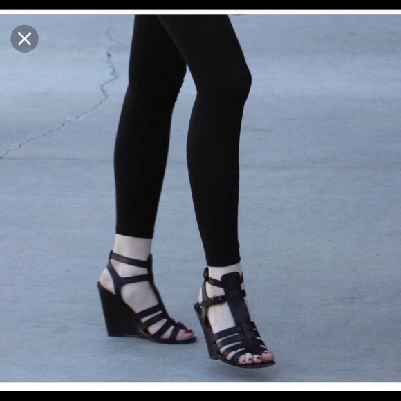 Balenciaga gladiator stingray wedges 41 - Picture 8 of 8